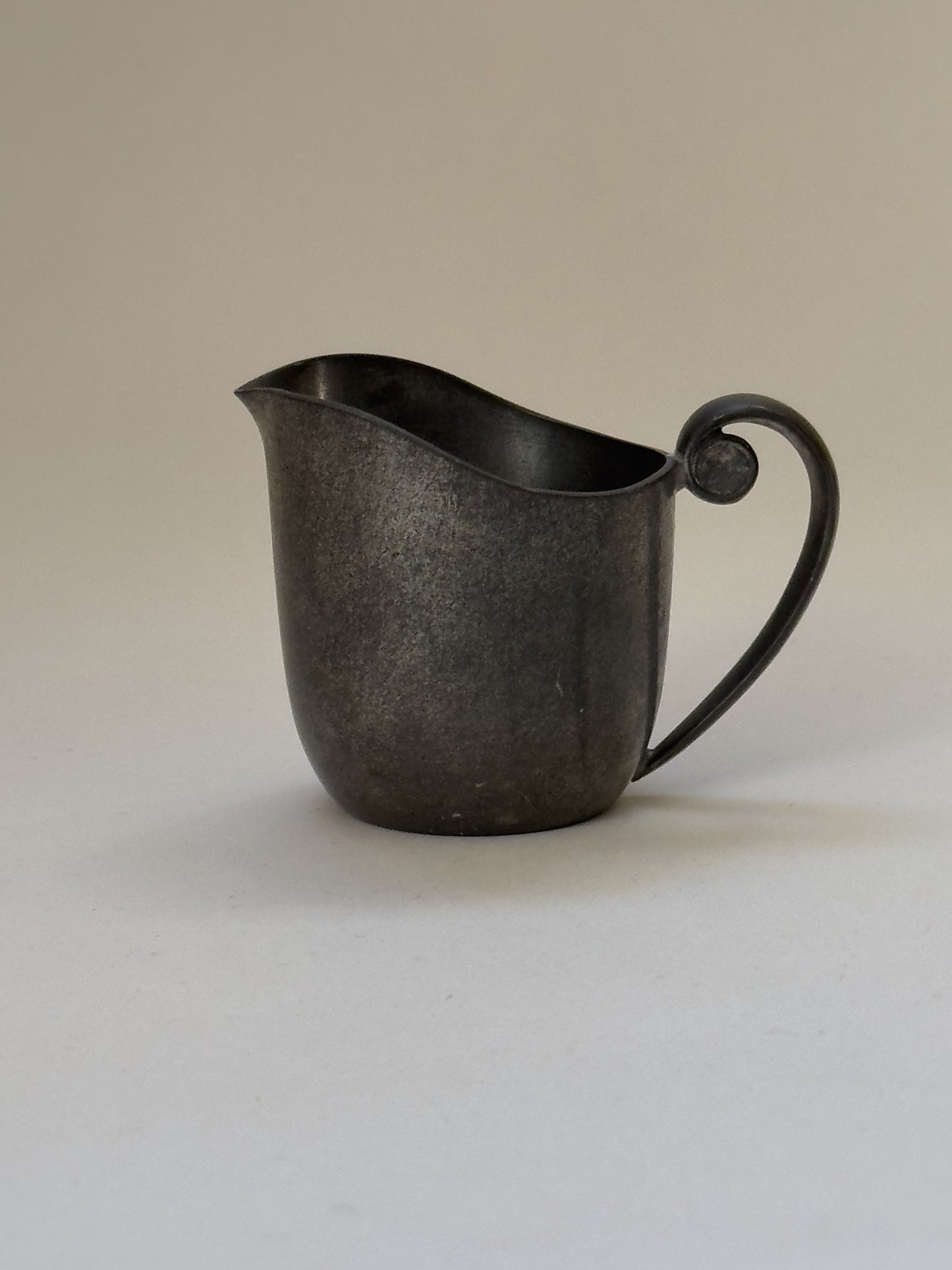 Just Andersen bowl and creamer