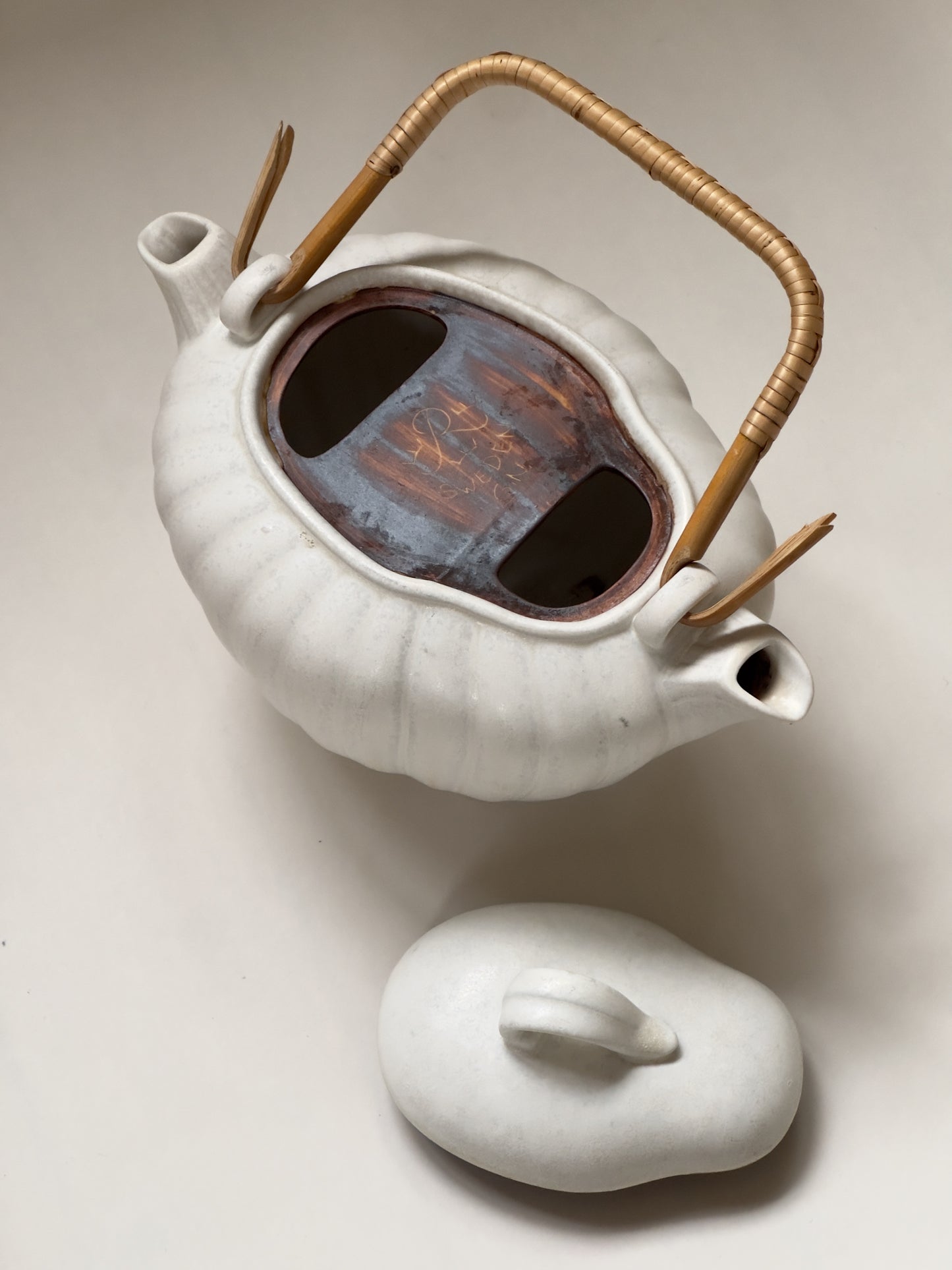 Gunnar Nylund Teapot