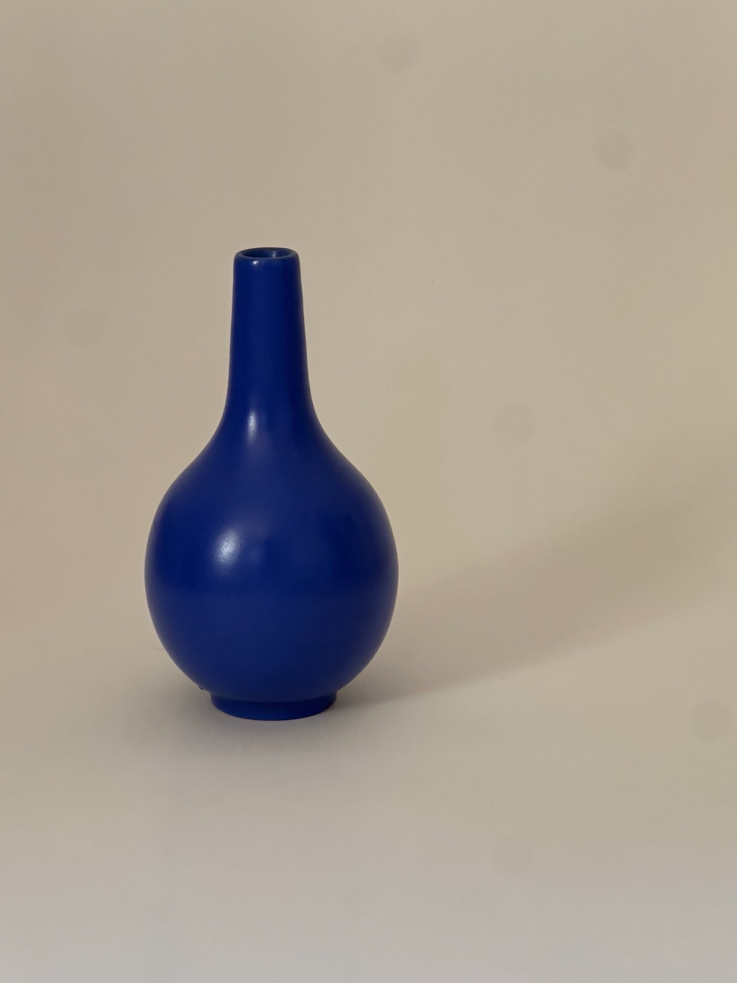 Vicke Lindstrand Vase