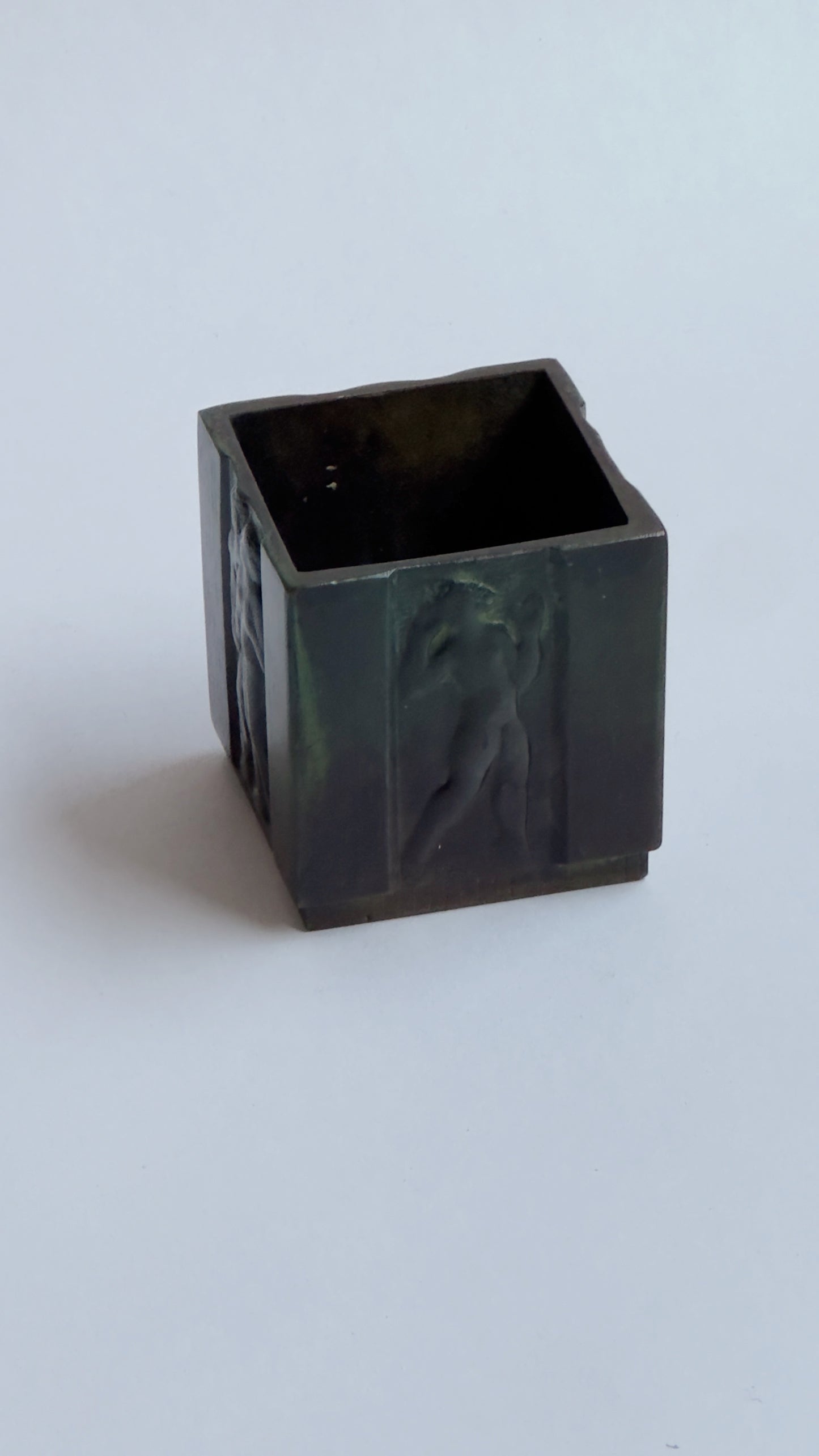 GAB Bronze Vessel