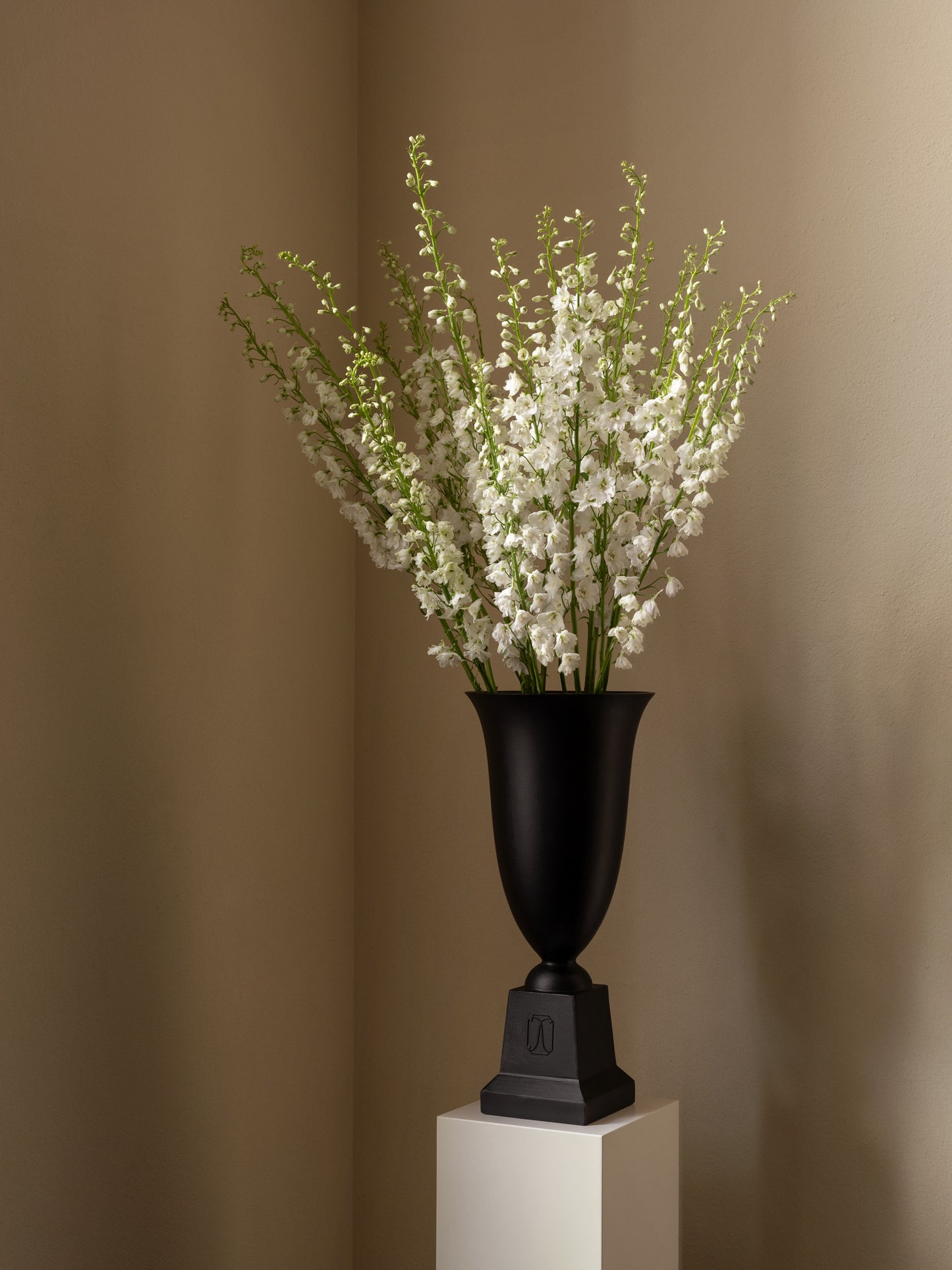 Vespera Vase by Galerie Storm