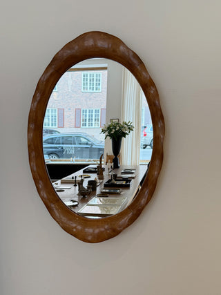 Oval Italian Mirror in Sculpted Wood, 1960s